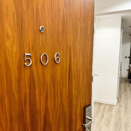 Mediacity Studio Apartment Salford-Quays Manchester Exterior photo